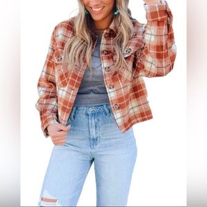 Crop Orange Plaid Button-Up Flap
Pocket shacket